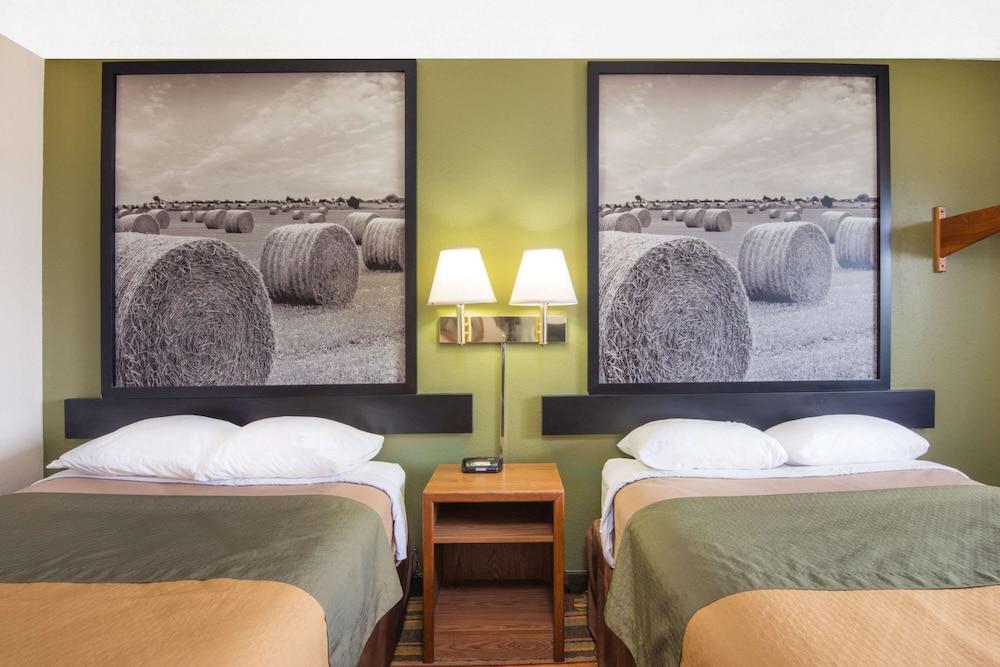 ซูเปอร์ 8 บาย วินด์แฮม เอล โดราโด Hotel เอลโดราโด ภายนอก รูปภาพ